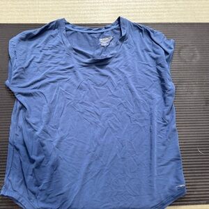 Ladies Mondetta Performance & Luxury size S shirt